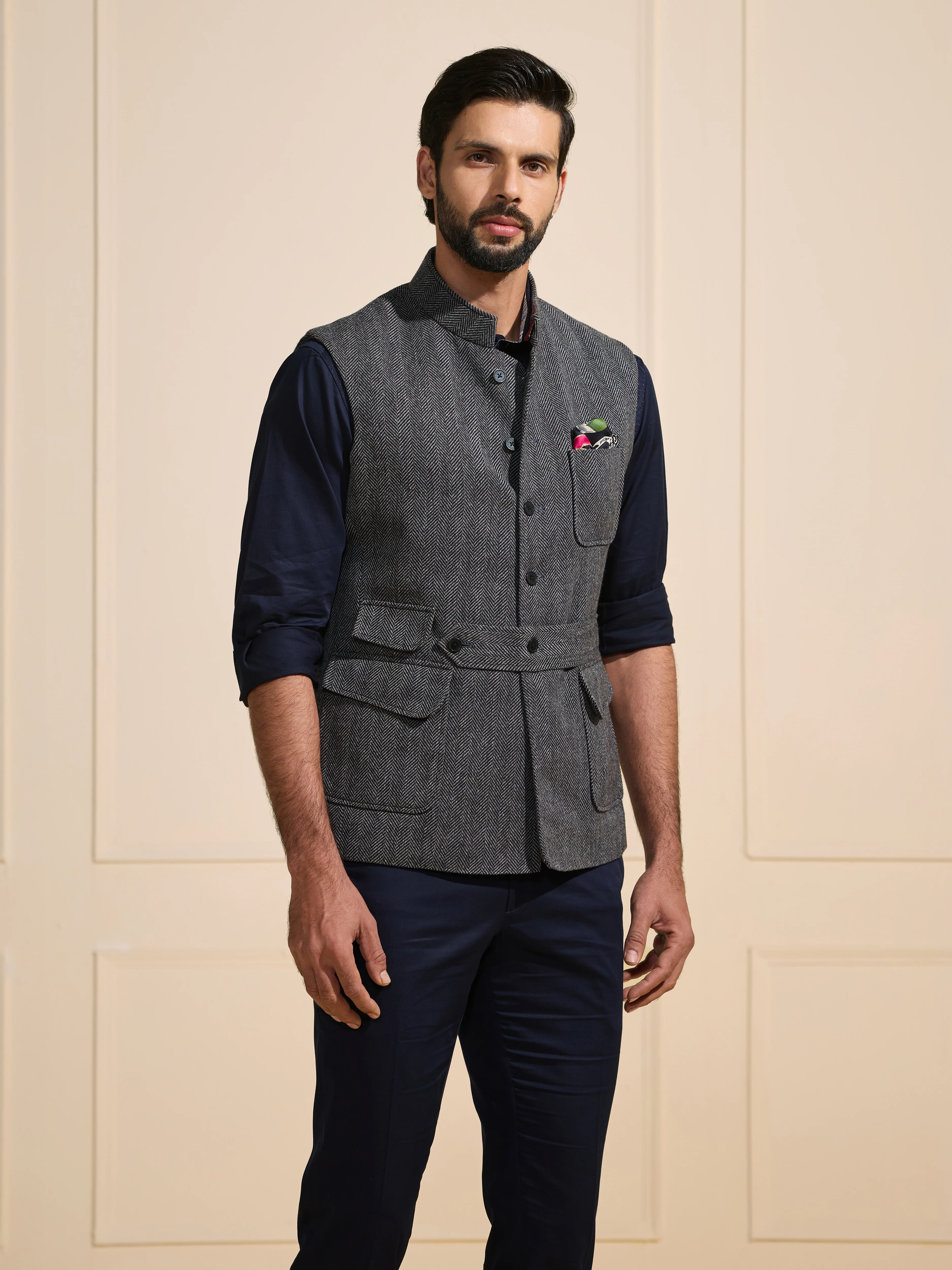 ELYSIAN TAILORED WAISTCOAT - Image 3